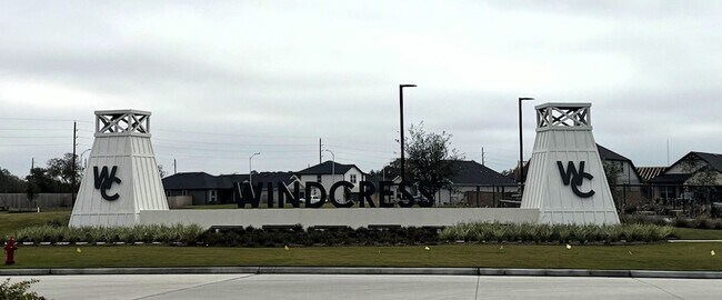 Building Photo - 519 Louis Ln