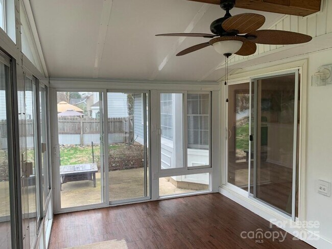Building Photo - 4319 Wynborough Ln