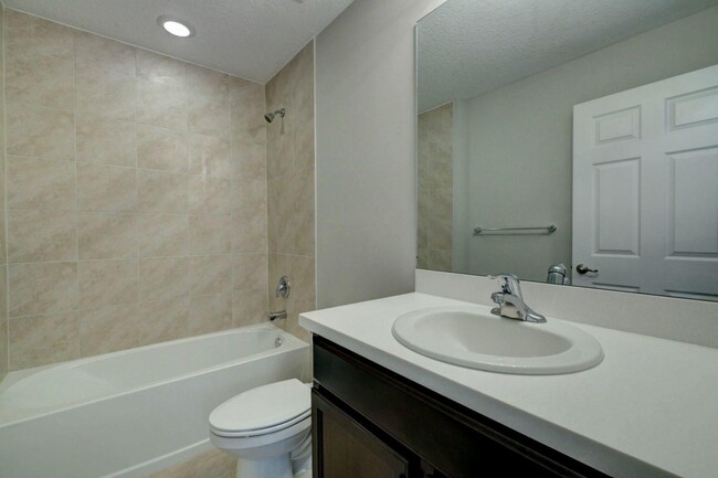 Building Photo - 3110 SW Martin St