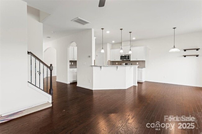 Building Photo - 202 Wrangell Dr