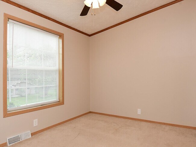 Building Photo - 38 Cypress St