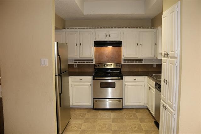 Building Photo - 8805 Sabinas Trail