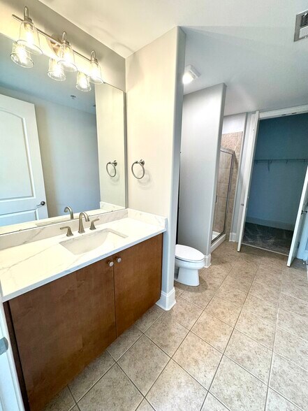 Building Photo - 4625 Piedmont Row Dr