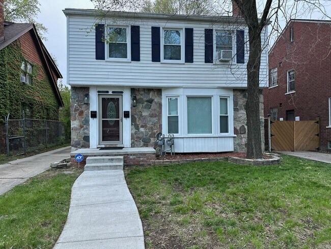 Primary Photo - 20455 Stratford Rd