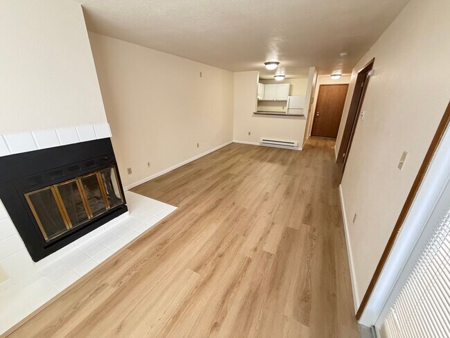 Interior Photo - TWG North