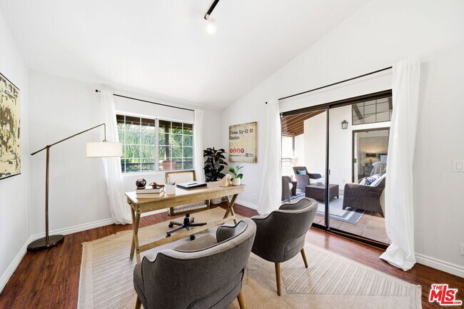 Building Photo - 4115 Laurelgrove Ave