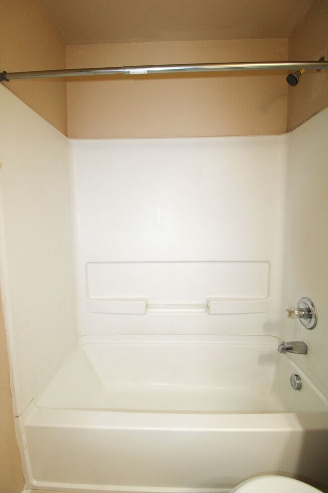 Building Photo - 126 Hallie Pass