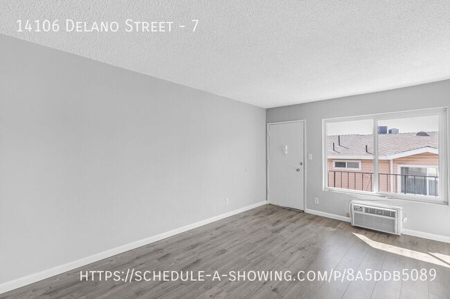 Building Photo - Newly remodeled 1 Bed + 1 Bath - *SECTION ...