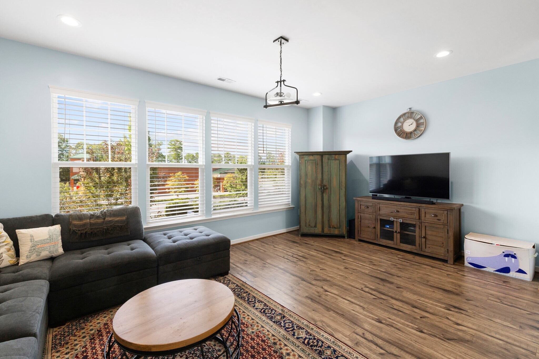 Building Photo - 2138 Perennial Cir