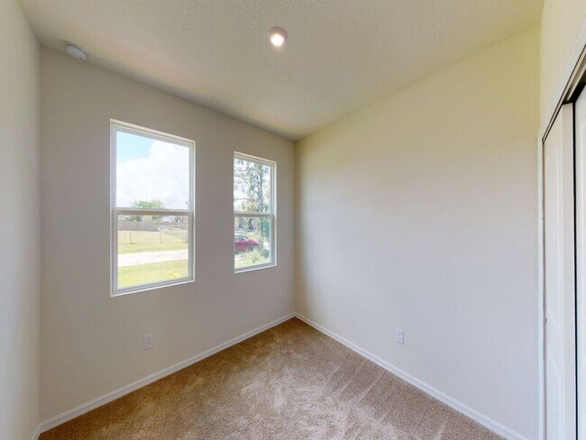 Building Photo - 351 San Filippo Dr SE