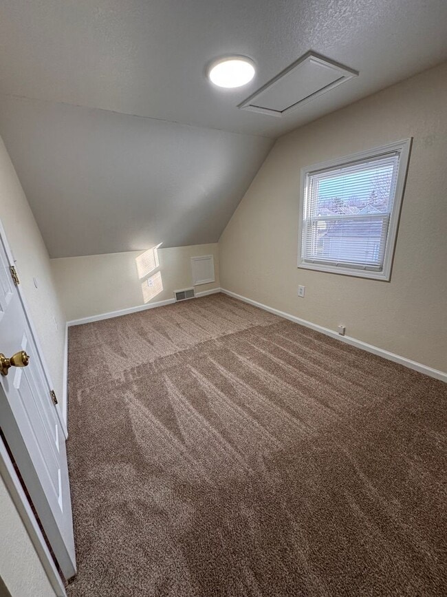 Building Photo - 127 N Roanoke Ave