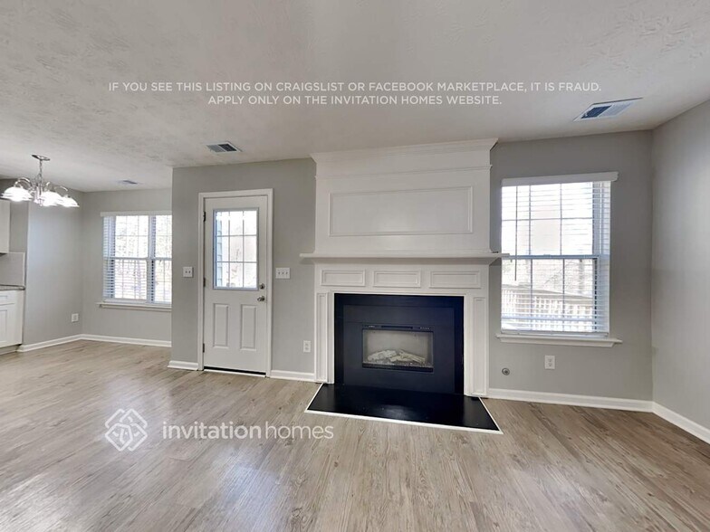 Building Photo - 5022 Wesleyan Dr