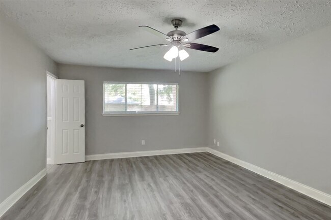 Building Photo - 12706 Pantano Drive