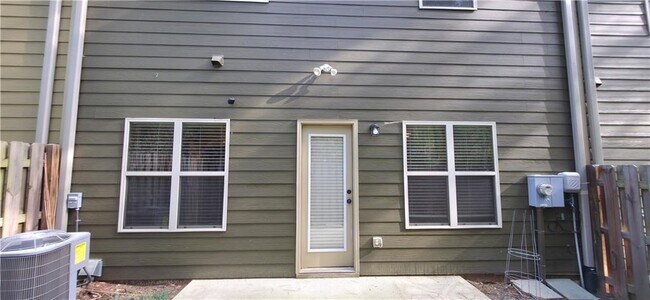 Building Photo - 167 Sunset Ln
