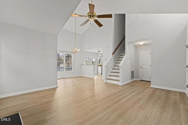 Building Photo - 102 Mint Hill Dr