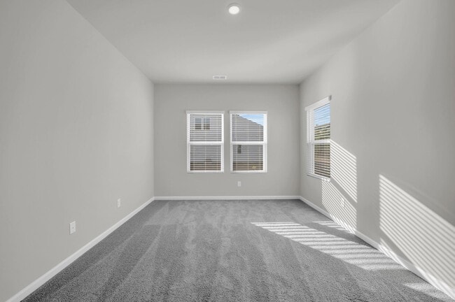 Building Photo - 246 Arnette Dr