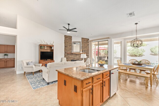 Building Photo - 9716 E Janice Way