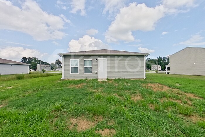 Building Photo - 1108 Hope Farm Dr