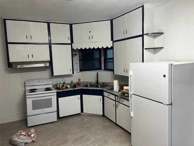 Building Photo - 1101 N 1st St