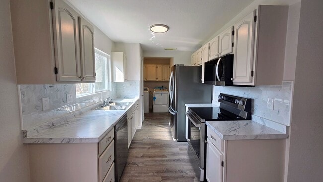 Building Photo - Candlewood Northeast San Antonio