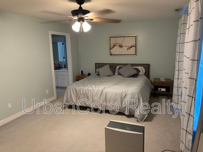 Building Photo - 7949 Flag Tail Dr