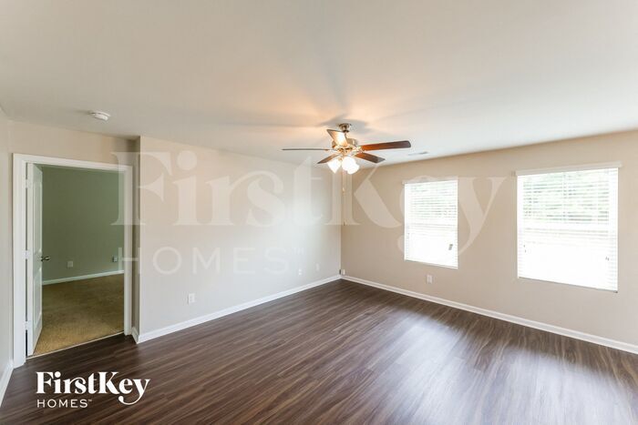 Building Photo - 11485 Cedar Glades Dr