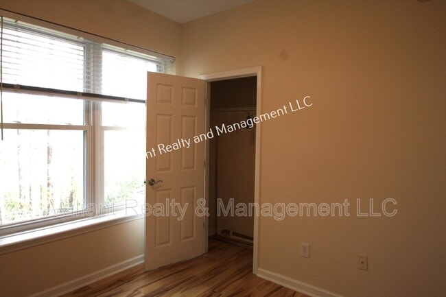 Building Photo - 13364 Beach Blvd