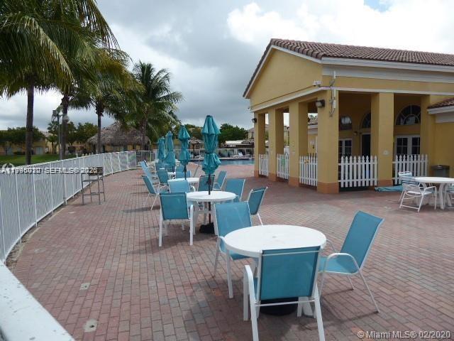 Building Photo - 2451 SE 14th Ave