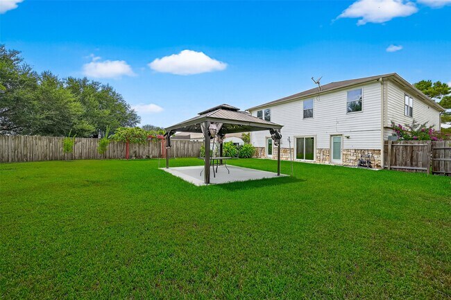 Building Photo - 634 Hawthorne Pasture Rd