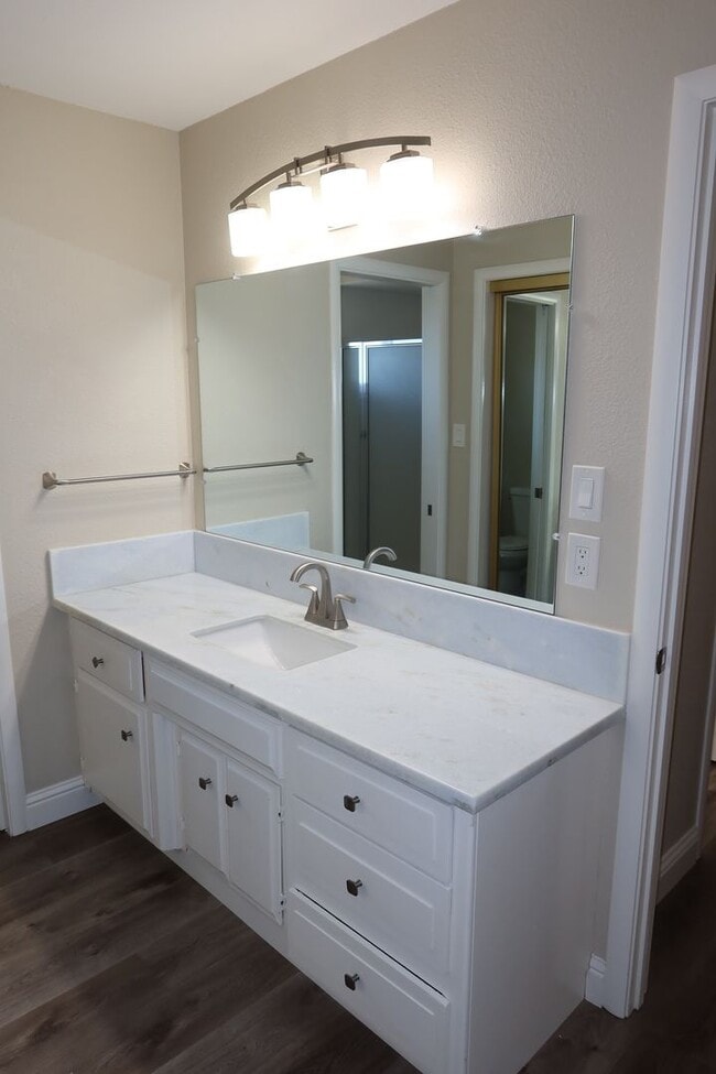 Building Photo - 379 Windward Way