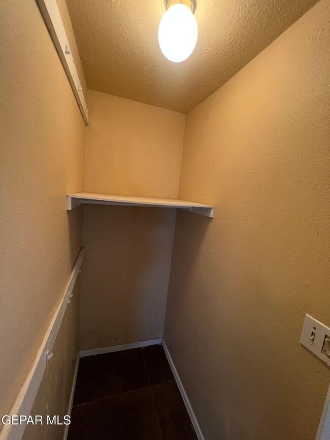 Building Photo - 129 Tassie Way