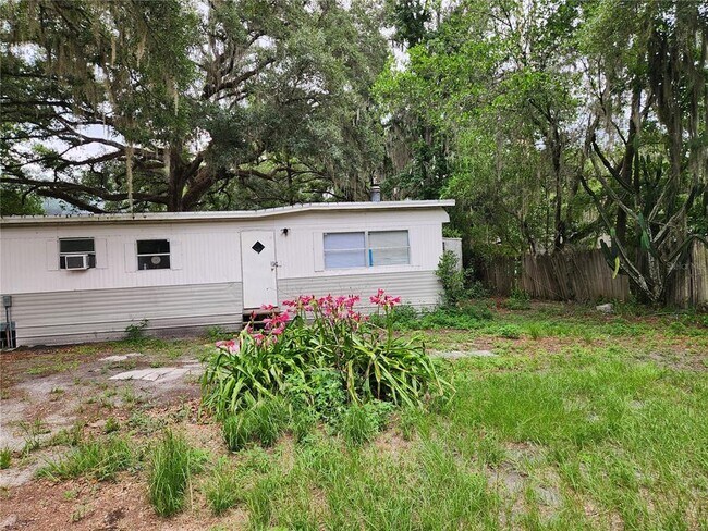 Building Photo - 24815 Audrey Rd