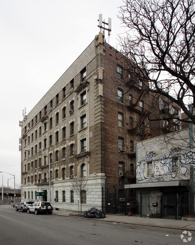 4553 Cabrini Blvd 4553 Cabrini Blvd New York NY 10033 Apartment