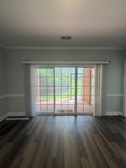 Building Photo - 8733 Coralbell Ln