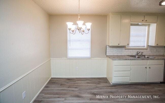 Building Photo - 4813 6th St