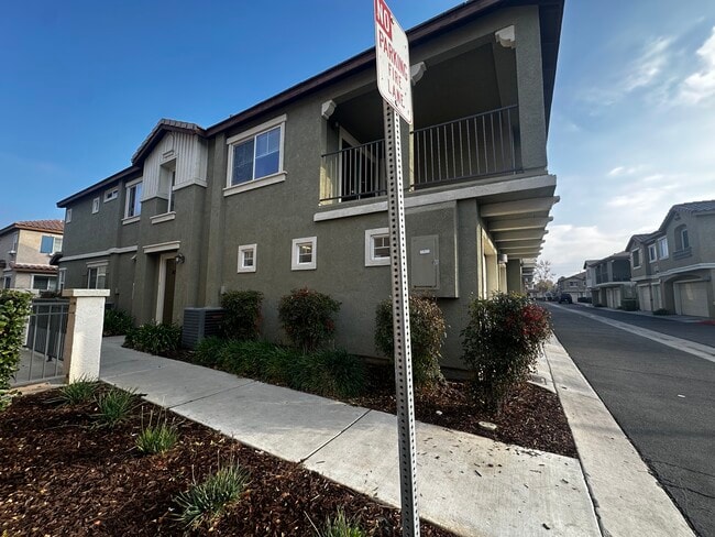 Primary Photo - 15623 Lasselle St
