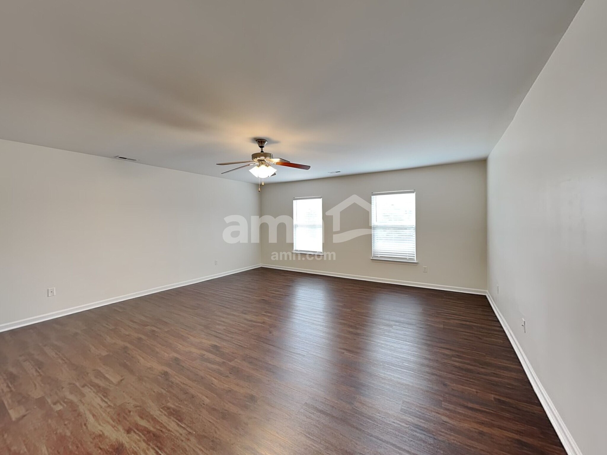 Building Photo - 267 Flanders Dr