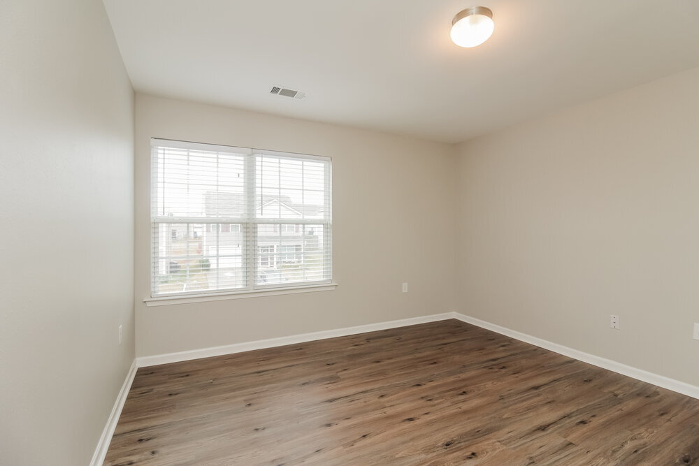 Building Photo - 2836 Westbury Ct