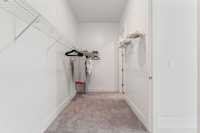 Building Photo - 287 J Hunters Way