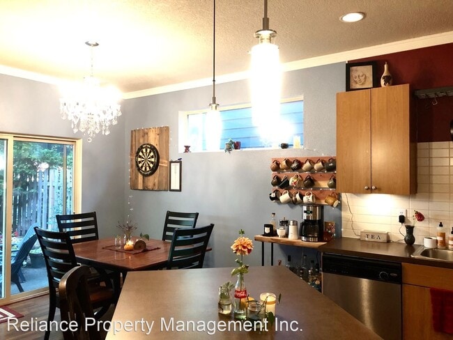 Building Photo - 3 br, 2.5 bath House - 7826 Sporri Lane