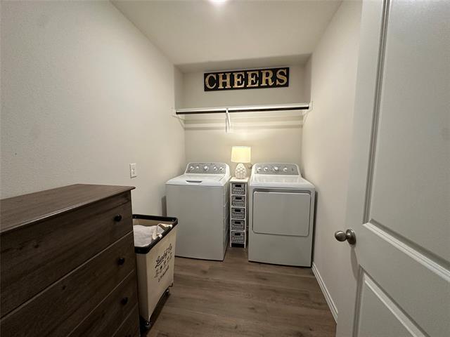 Building Photo - 1329 Skyline Dr