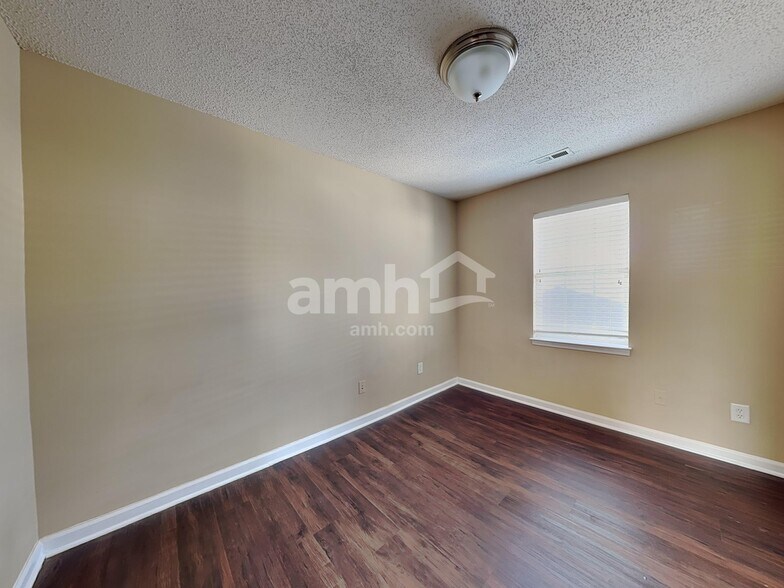 Building Photo - 3607 Sunset Hollow Dr