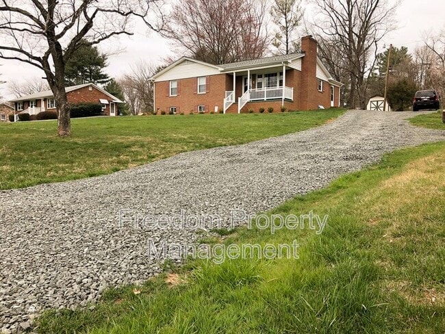 Building Photo - 7128 Airlie Rd