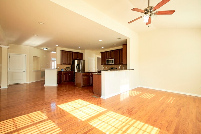 Building Photo - 12300 Rotunda Ln, Chesterfield, VA 23836