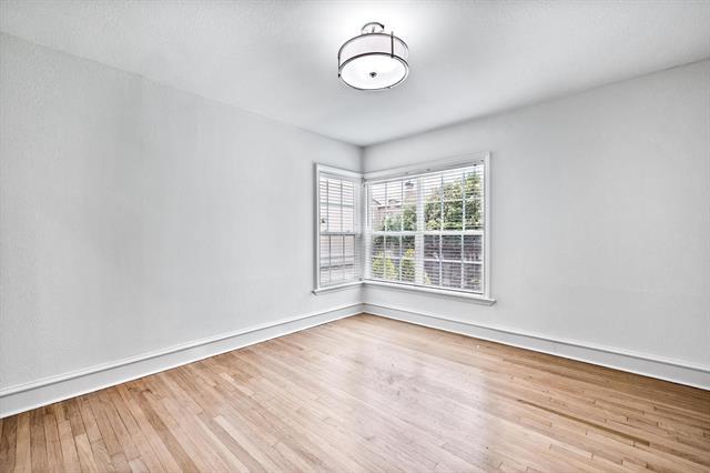 Building Photo - 4538 Roland Ave