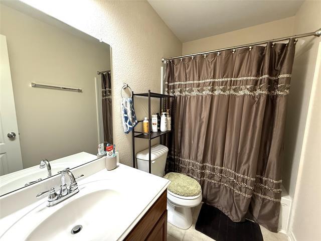 Building Photo - 8608 Davis Dr