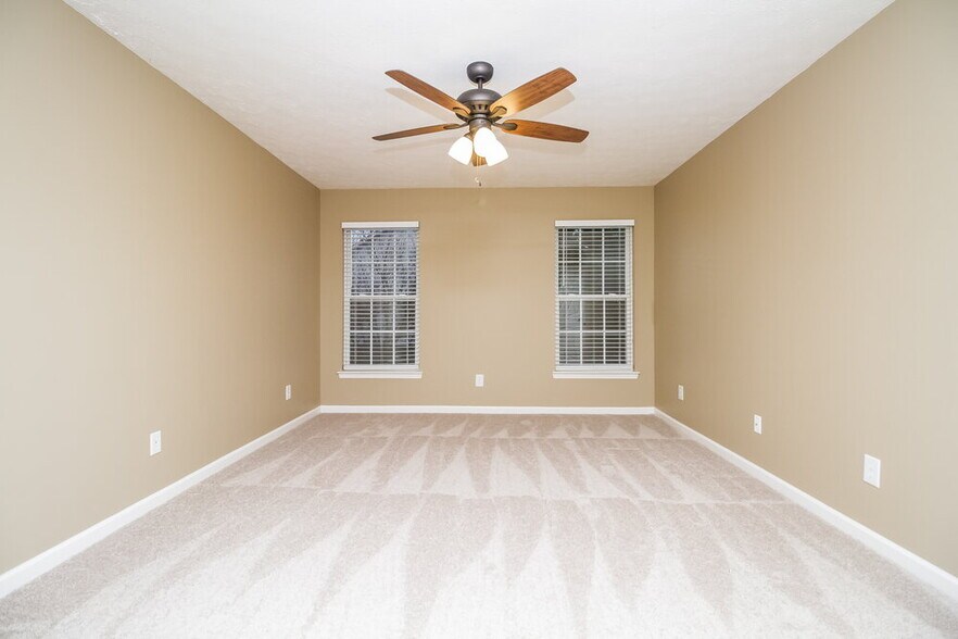 Building Photo - 2961 Buckner Ln