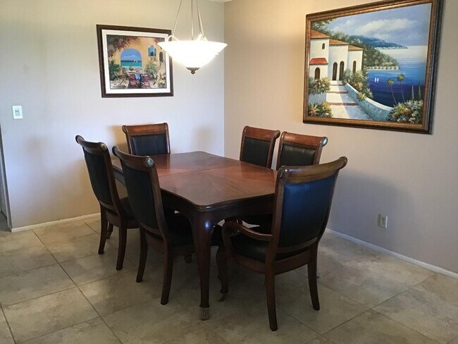 Building Photo - 2940 N Course Dr