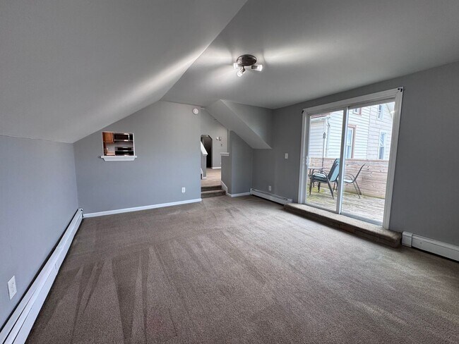 Building Photo - 3 bedroom 2 bath Home in Alburtis