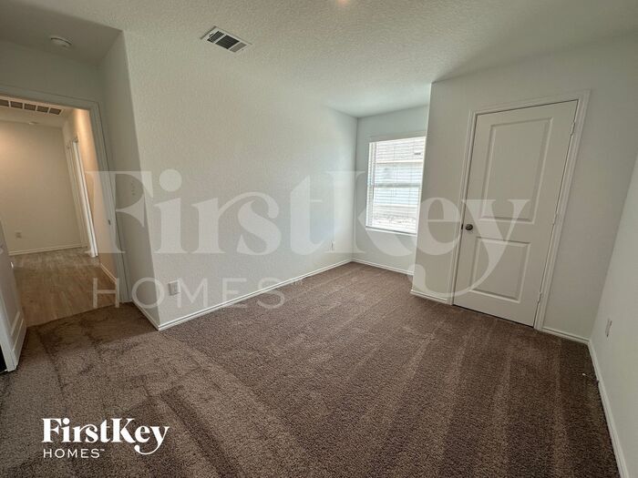 Building Photo - 2406 Sweet Olive